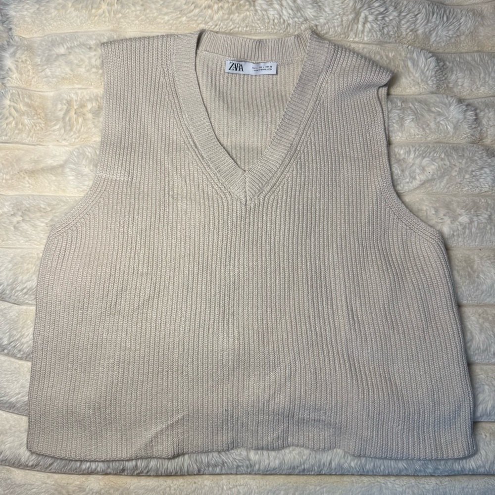 Zara Cream Knit V-Neck Top